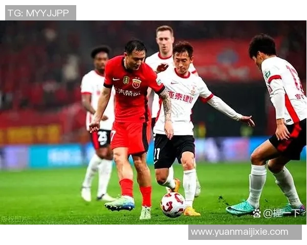 中超联赛最新动态：海港连胜领跑积分榜六队同分竞争激烈三镇暂时垫底